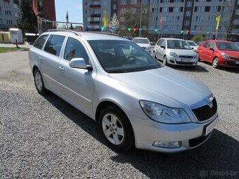Škoda Octavia II 1.6 TDi 77kW kombi, Servisní kniha, 2.maj.