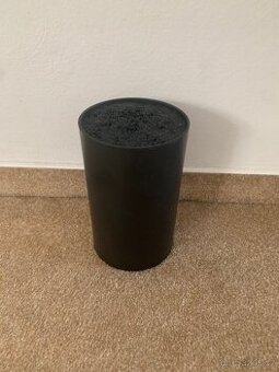 Stojan na nože - černá