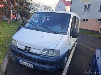 Peugeot Boxer 2.8 / 2005 6 míst STK 7/2027 bez koroze