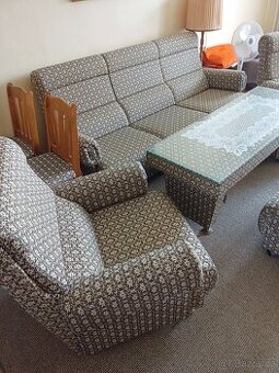 sedací souprava a válenda s úložným prostorem