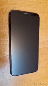 iPhone 11 64GB v záruce