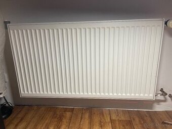 Použitý radiátor 110x60x10