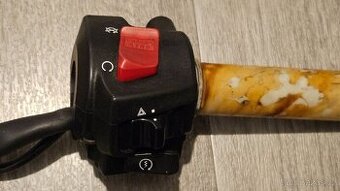 HONDA CBR 600RR pravý přepínač a ovladač plynu