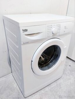 Úzká pračka Beko  5 kg, 1000 ot./min, A+