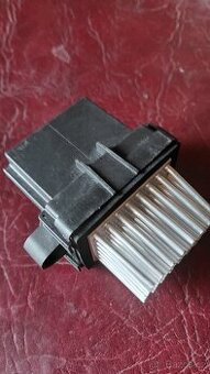 rezistor ventilátoru topení. Cadillac Escalade esv 2008