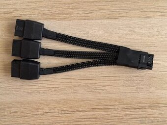 12VHPWR / 12V2x6 redukce na 3x8-pin pro GeForce RTX 40- 50-