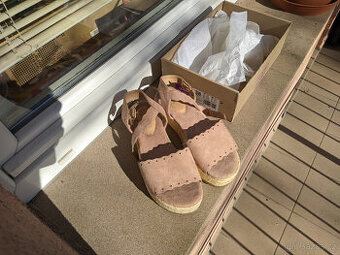 Letní dámská obuv, vel. 38