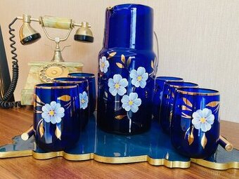 Nová československá souprava na letní nápoje, zasílám