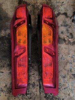 Nissan x-trail 2 zadní světla