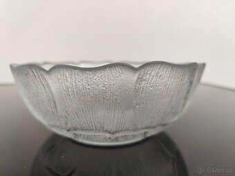 SKLENĚNÁ BROUŠENÁ MISKA
