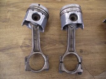 Renault Scénic , Mégane různé díly na motor.