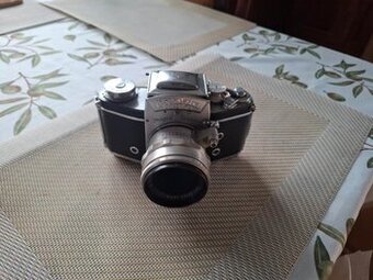 prodám sbírku fotoaparátů