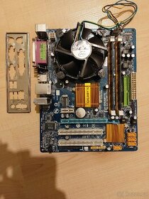 Základ PC LGA775 - Gigabyte, Intel Core 2 Quad Q8200 + 4GB
