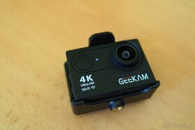 Akční kamera 4k GeeKam + kryt a držak - 1