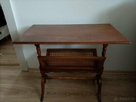 Stůl,stolek,noviny,starožitnosti,obývák - 1