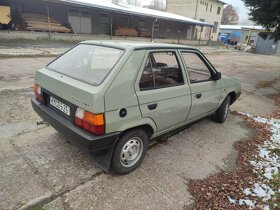 Škoda Favorit 136
