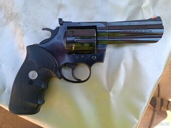 Colt king cobra 38 special cartridge USA