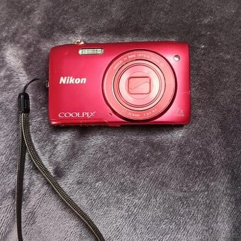 NIKON coolpix S3400 red