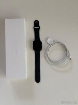 Apple Watch 9 45mm (wifi verze)