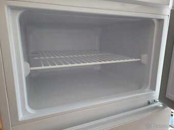 Prodám lednice s mrazákem