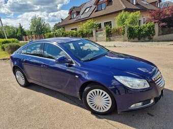Opel Insignia 2.0 cdti 160 hp - nové ČR -