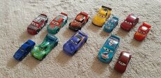 Cars Auta film Cars kovove auticka