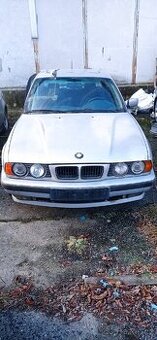 BMW E34 525i M50B25 samosvor díly