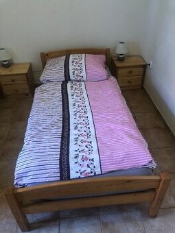 Dřevěná postel 2 kusy