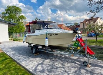 Kajutová loď Cortina 480 Pilothouse Yamaha 50HP