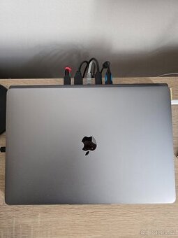 MacBook Pro 15 CTO I7 32GB/1000GB Top stav