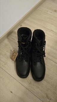 Bennon Commodore S3 vel. 45
