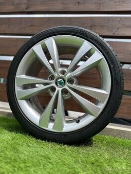 Alu kola 5x112 r18 s pneu (neptun1)