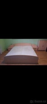 Nábytek