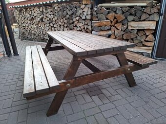 Zahradní stůl (pivní set)