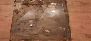 Ford cortina mk3 boční sklo