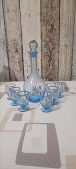 KARAFA + 6 MALÝCH SKLENIČEK Z ČESKÉHO SKLA