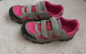 Trekové boty vel.38