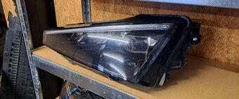 Leve predni svetlo full led skoda scala
