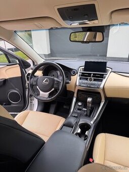 SUV Lexus NX300h, 4x4, TOP výbava, světlá kůže, odpočet DPH
