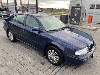 Škoda Octavia 1.6i GLX 55kW