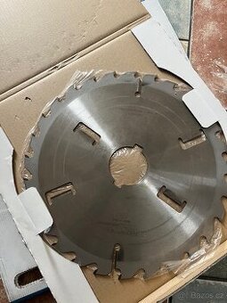 Pilový kotouč 400x4/2,8x75. Z28+6