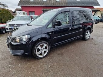 Volkswagen CADDY MAXI 1,6TDI JAKO-O 7 SEDADEL