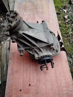 Ford  scorpio Mk1 2,4i  diferenciál r.85--89