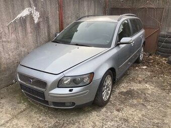 Nepojízdné Volvo V50
