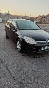 Opel Astra H. 1.7 CDTI 74 kW