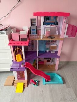 Barbie dům Mattel s výtahem