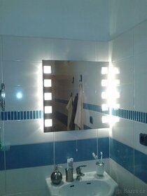 zrcadlo s LED osvětlením - 1