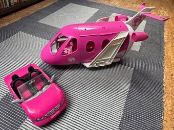 Prodám Barbie letadlo a auto