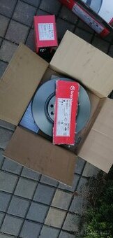Sada brzdových kotouču a destiček brembo pro Peugeot,Citroen
