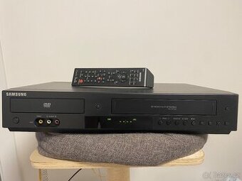 Combo VHS a DVD přehrávač Samsung DVD-V6800